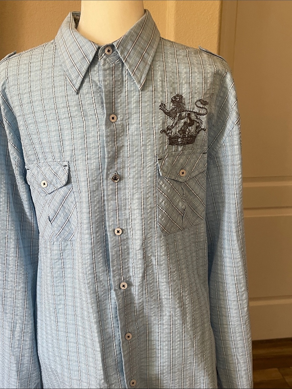 English Laundry Light Blue Striped Button-Front Shirt with Embroidered Crest